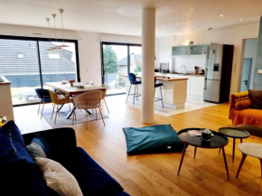 Grande maison plein Sud Jardin & Terrasse
